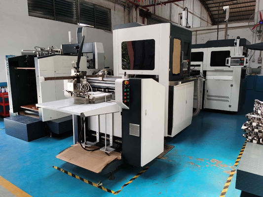 Máquina rígida L120XW110mm da cartonagem do bolo do presente com sistema de envolvimento duplo da caixa