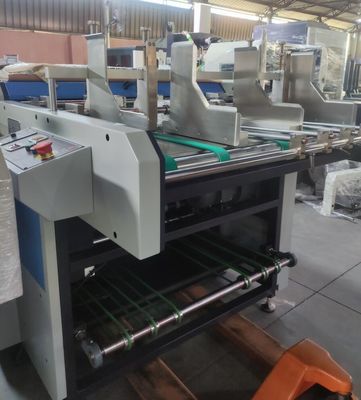 V dão forma à placa de caixa rígida que sulca o cartão da máquina que sulca a máquina para a cartonagem