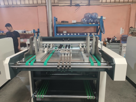 Máquina do CNC da precisão alta 600mm Min Grooving Size Energy Saving, ±0.1mm que sulca a precisão & o tamanho de 2050*1520*1400mm