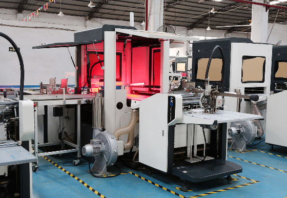 LS-450 PLUS Máquina de posicionamento visual de caixa rígida de capa dura automática com 45 peças/min