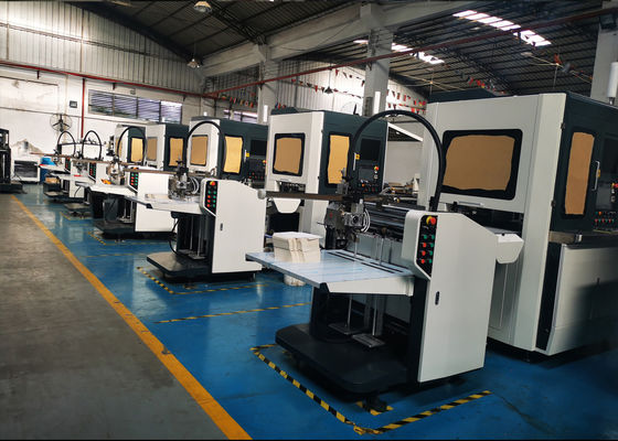 Equipamento semiautomático de colagem de caixas para caixas de cobertura dura