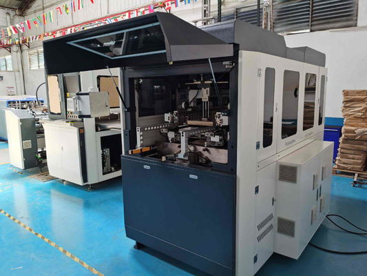 Máquina rígida L120XW110mm da cartonagem do bolo do presente com sistema de envolvimento duplo da caixa