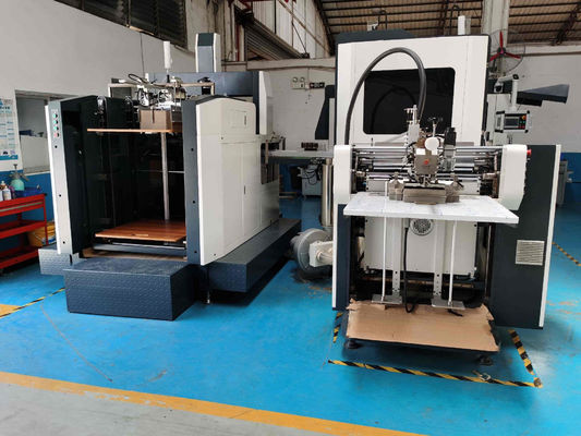 Máquina rígida 45pcs/Min da fabricação da caixa da máquina móvel da cartonagem