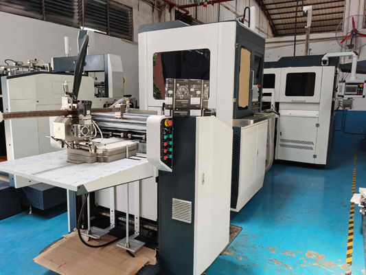Tipo máquina rígida L800XW600mm do livro da cartonagem do cartão do presente