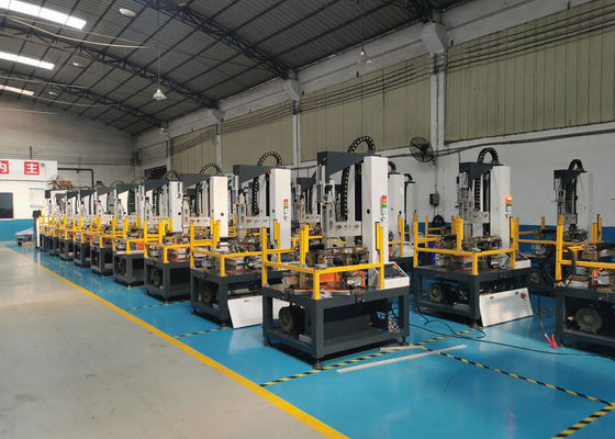 caixa 27pcs/min rígida que forma a máquina móvel da cartonagem da máquina LS-F6