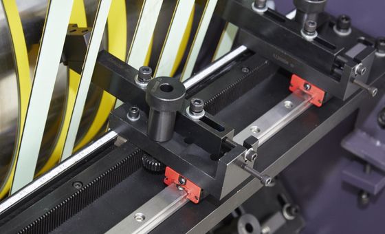 MDF de madeira do cartão que sulca a máquina V de papel fino que sulca a máquina