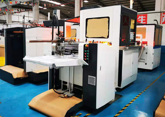 Máquina do LS 450 S. Caixa Positioning que é usada para colar a caixa interna no papel para fazer a caixa do telefone celular.