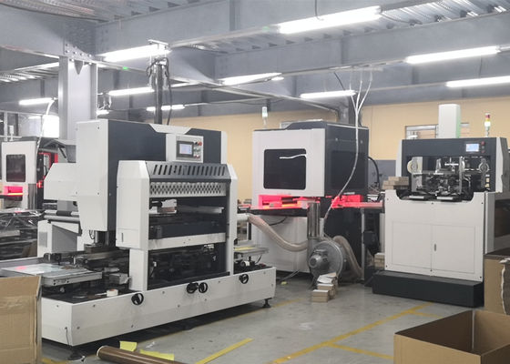 Máquina rígida da cartonagem do presente para a caixa do chocolate e a caixa de presente superior