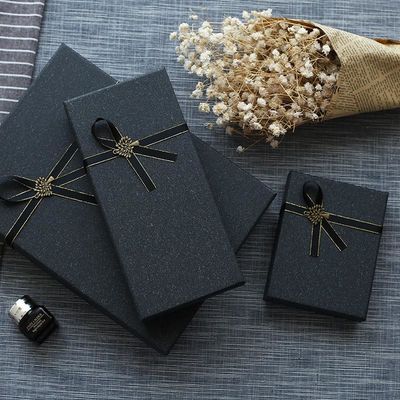 Colar a caixa de presente encurrala a máquina com velocidade 70pcs pelo minuto para a máquina da cartonagem do cartão