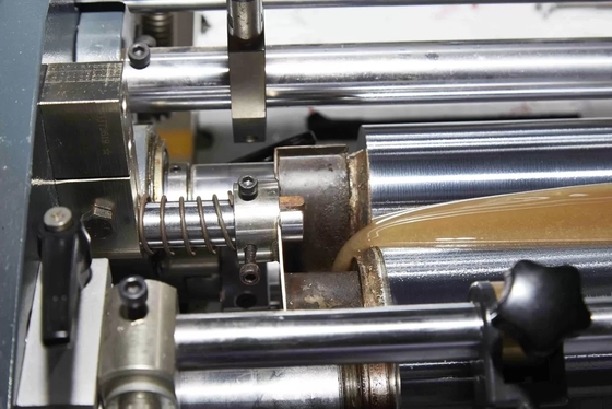 Altura máquina rígida da fabricação da caixa de 15 - de 120mm com sistema de alimentação do servo motor