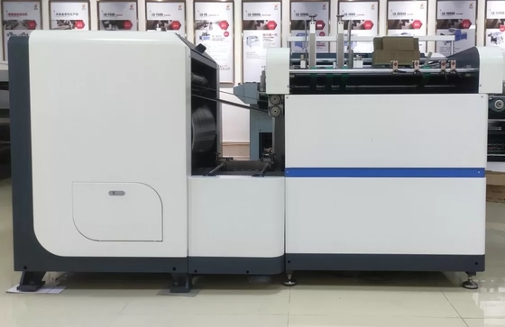 Máquina de escoamento de cartão duro totalmente automática de dupla direção com 8 ranhuras caixa de cartão V Groove